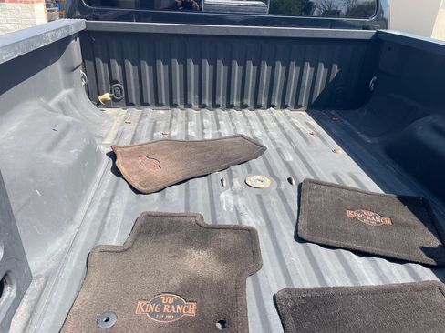 Used 2015 Ford F250 King Ranch w/ King Ranch w/Chrome Package image 7
