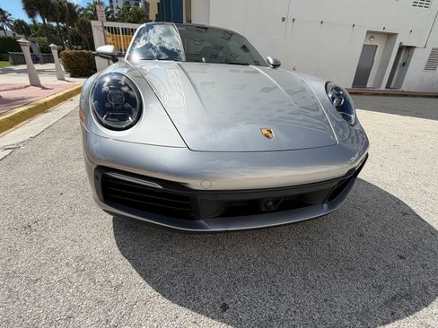 Used 2020 Porsche 911 Carrera S image 21