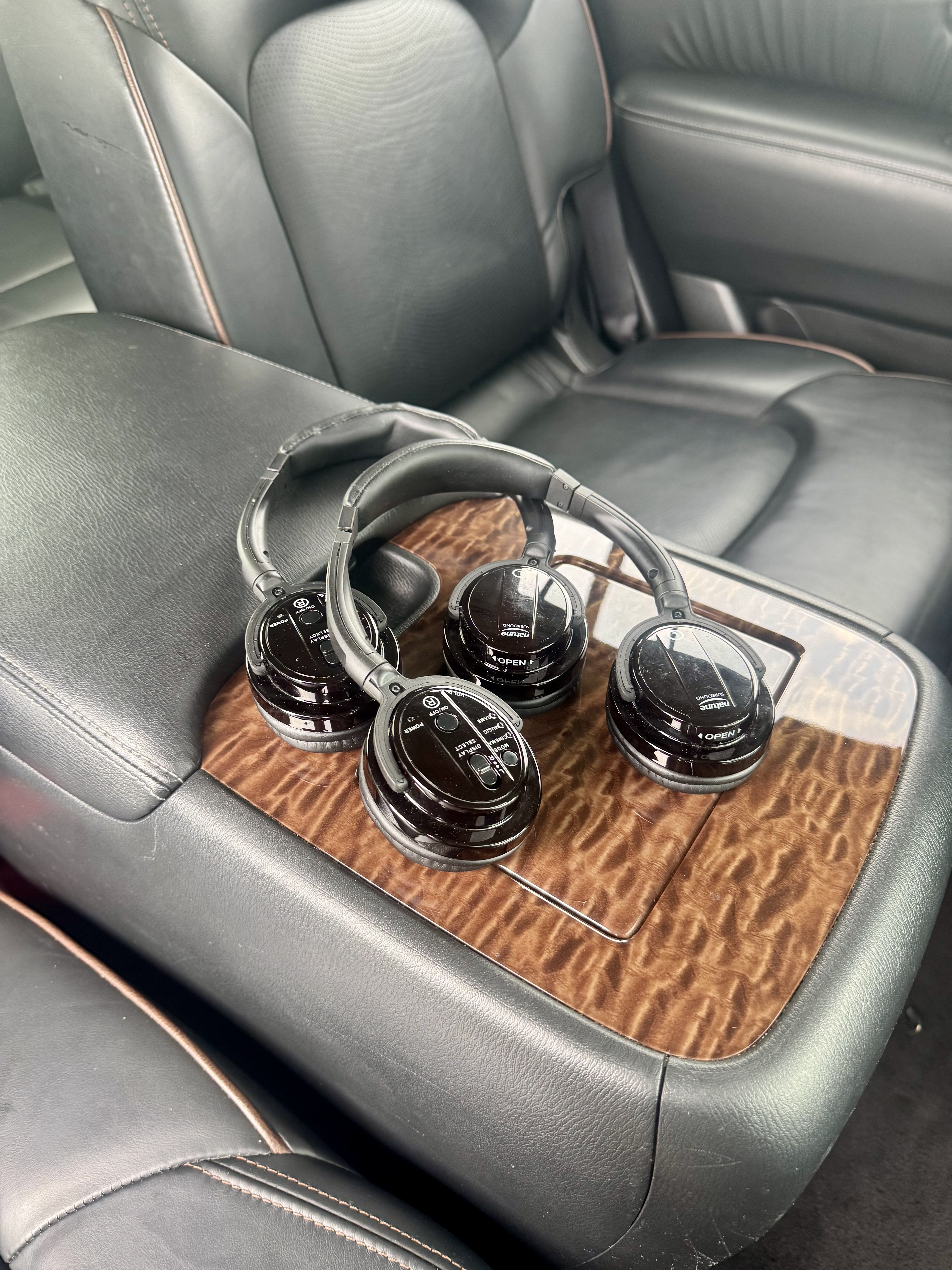 Used 2017 Nissan Armada Platinum w/ Captain Seat Package AWD/4WD image 15