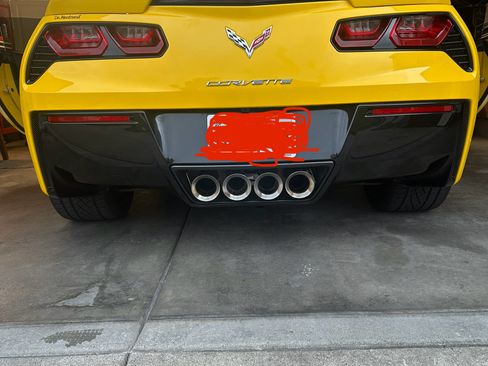 Used 2015 Chevrolet Corvette Stingray Coupe w/ 2LT Preferred Equipment Group image 11