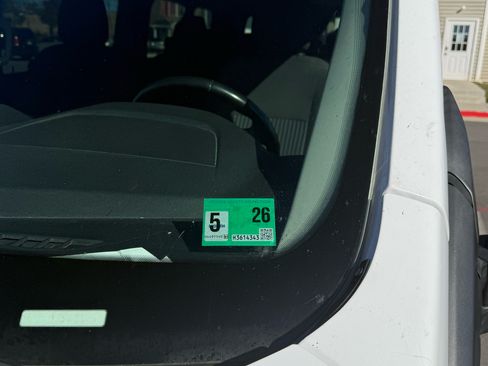 Used 2017 Ford Transit 350 XLT image 9