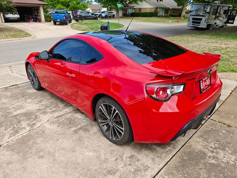 Used 2013 Subaru BRZ Limited w/ Popular Pkg 1B RWD image 4