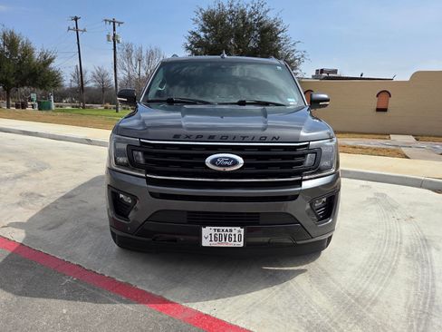 Used 2019 Ford Expedition Limited w/ Equipment Group 303A image 10