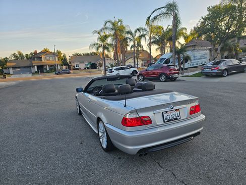 Used 2004 BMW 330Ci Convertible image 10