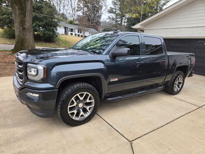 Used 2017 GMC Sierra 1500 SLT