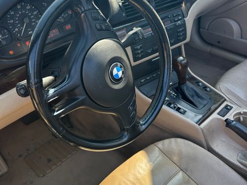 Used 2003 BMW 325Ci Convertible image 6