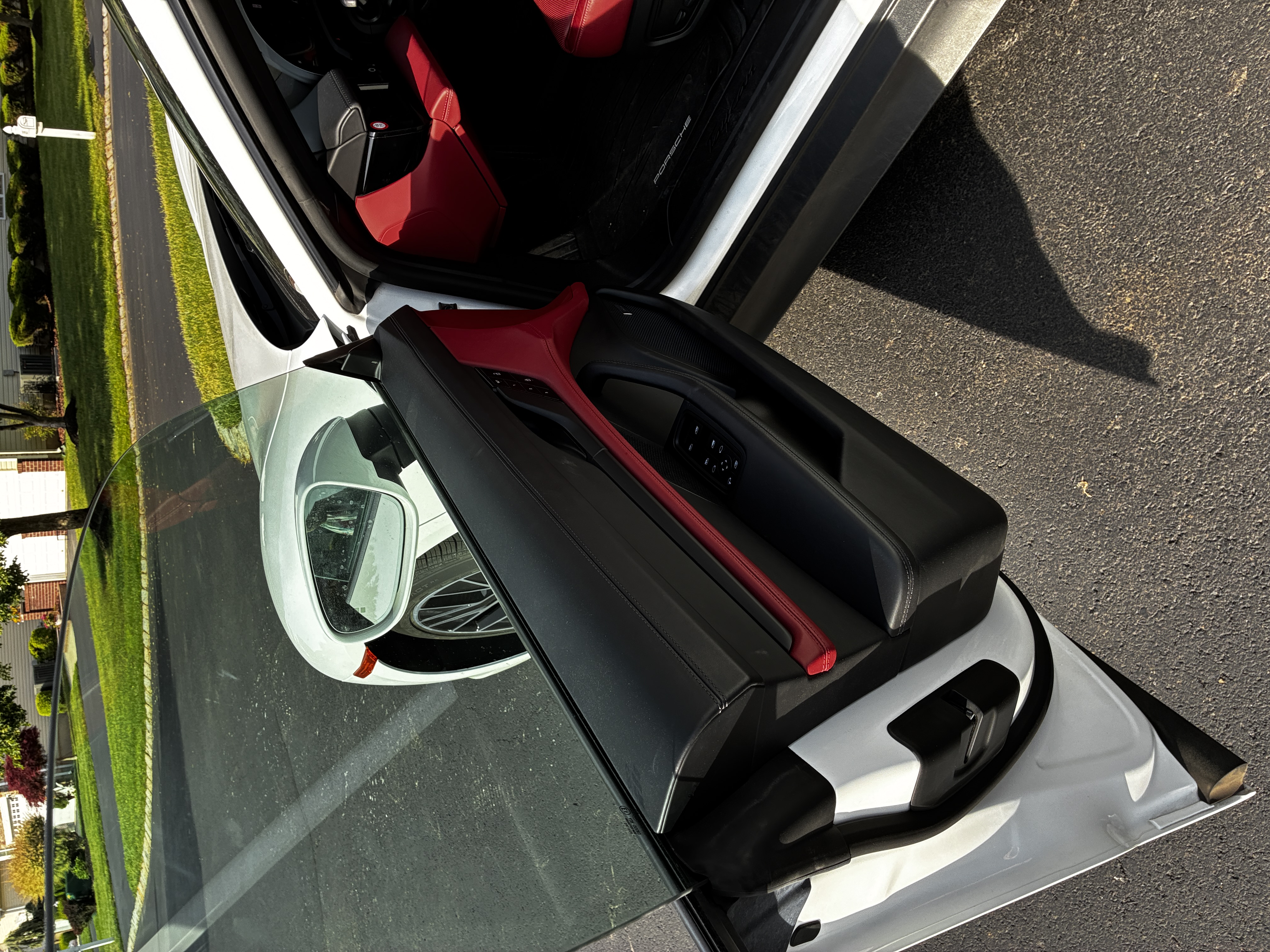Used 2024 Porsche Taycan RWD image 8