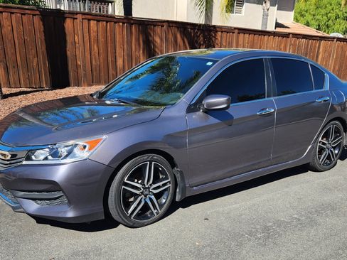 Used 2017 Honda Accord Sport image 24