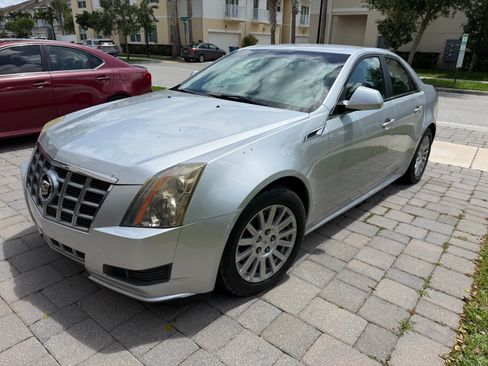 Used 2012 Cadillac CTS Sedan image 2