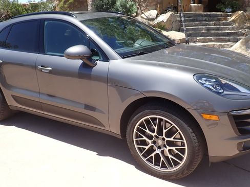 Used 2018 Porsche Macan S AWD/4WD image 25