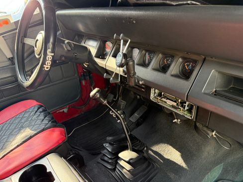 Used 1995 Jeep Wrangler Rio Grande AWD/4WD image 8