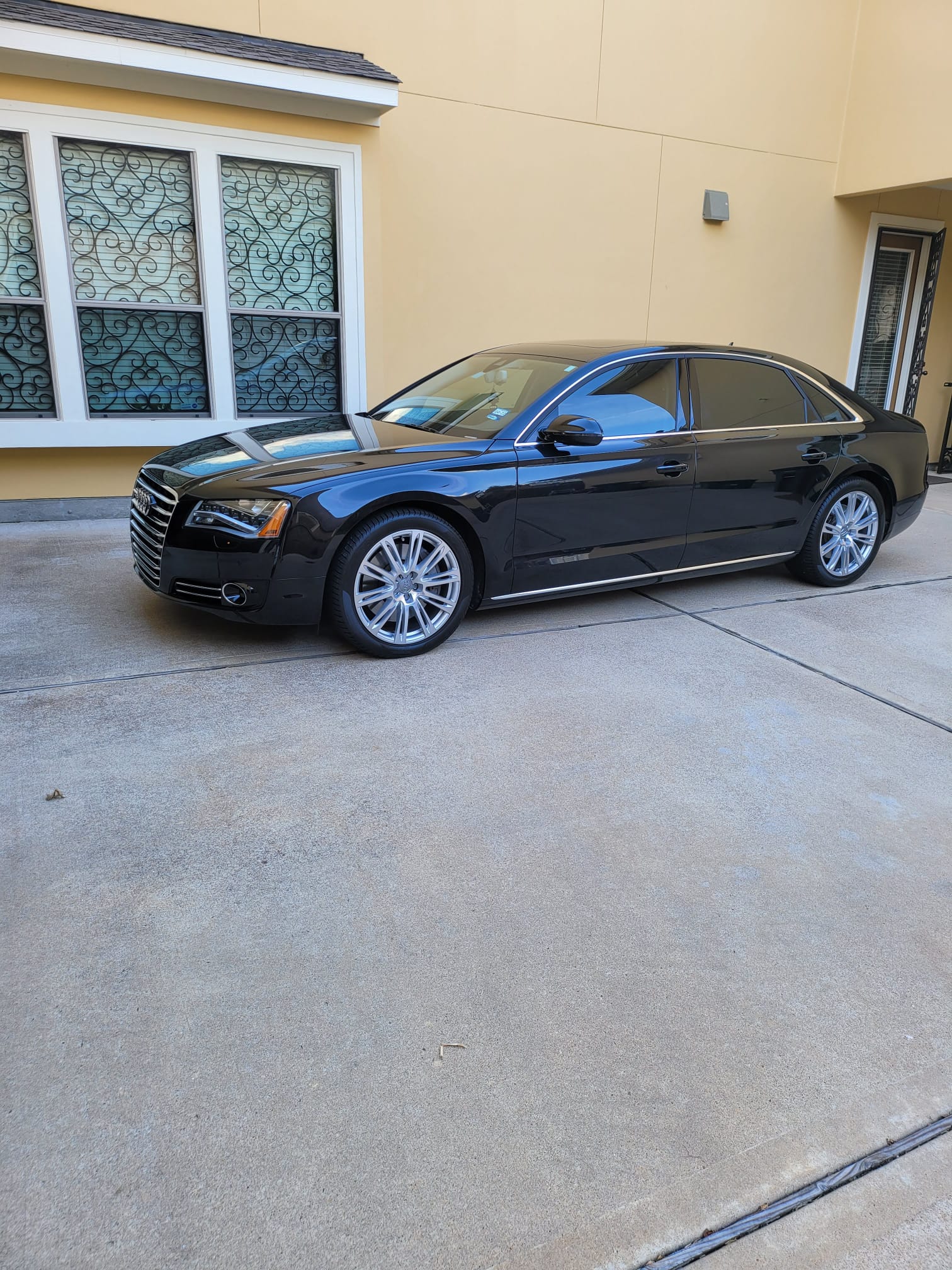 Used 2011 Audi A8 L 4.2 AWD/4WD image 8