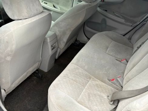 Used 2009 Toyota Corolla LE FWD image 28