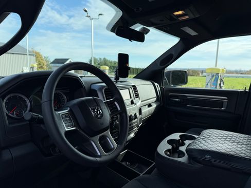 Used 2024 RAM 1500 Classic Warlock image 5