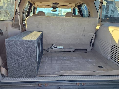 Used 2001 Ford Excursion Limited image 25