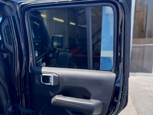 Used 2021 Jeep Wrangler Unlimited Rubicon w/ Trailer Tow Package image 27