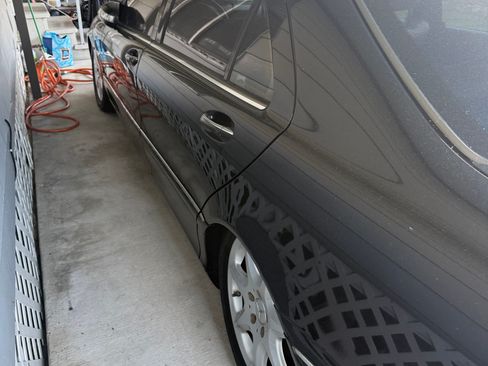 Used 2005 Mercedes-Benz S 500 4MATIC image 4