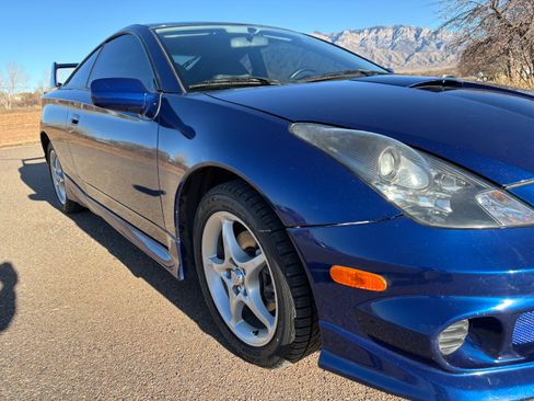 Used 2003 Toyota Celica GT-S FWD image 4