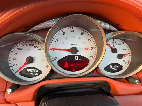 Used 2005 Porsche Boxster S image 21