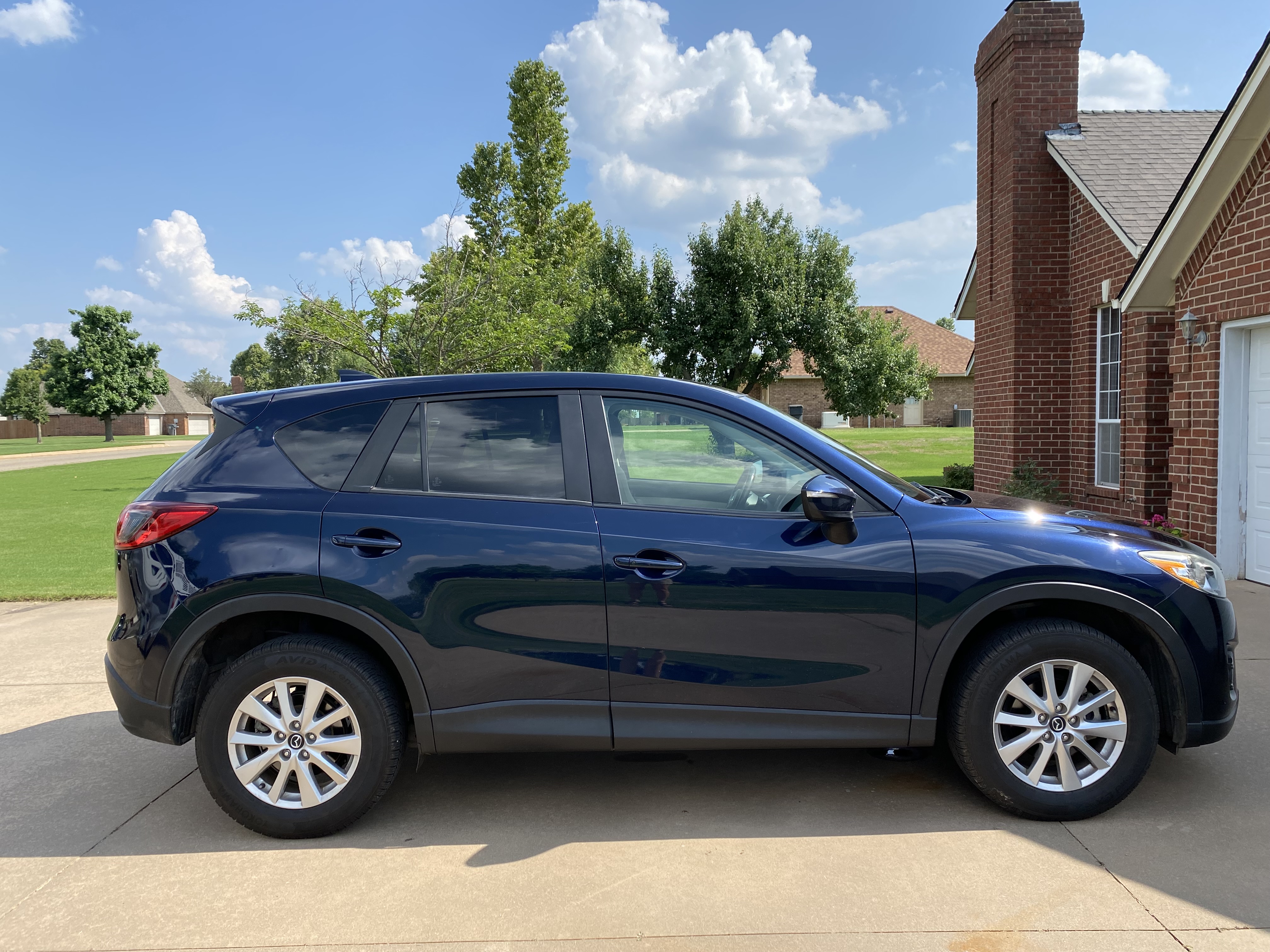 Used 2016 MAZDA CX-5 Touring FWD image 2