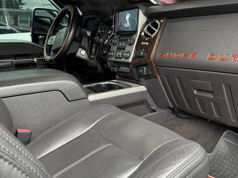 Used 2013 Ford F350 Platinum w/ FX4 Off Road Pkg AWD/4WD image 6