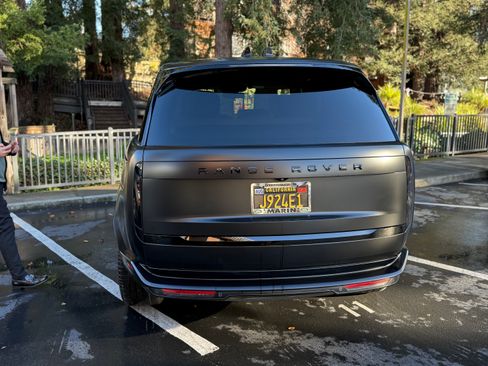 Used 2024 Land Rover Range Rover Autobiography image 23