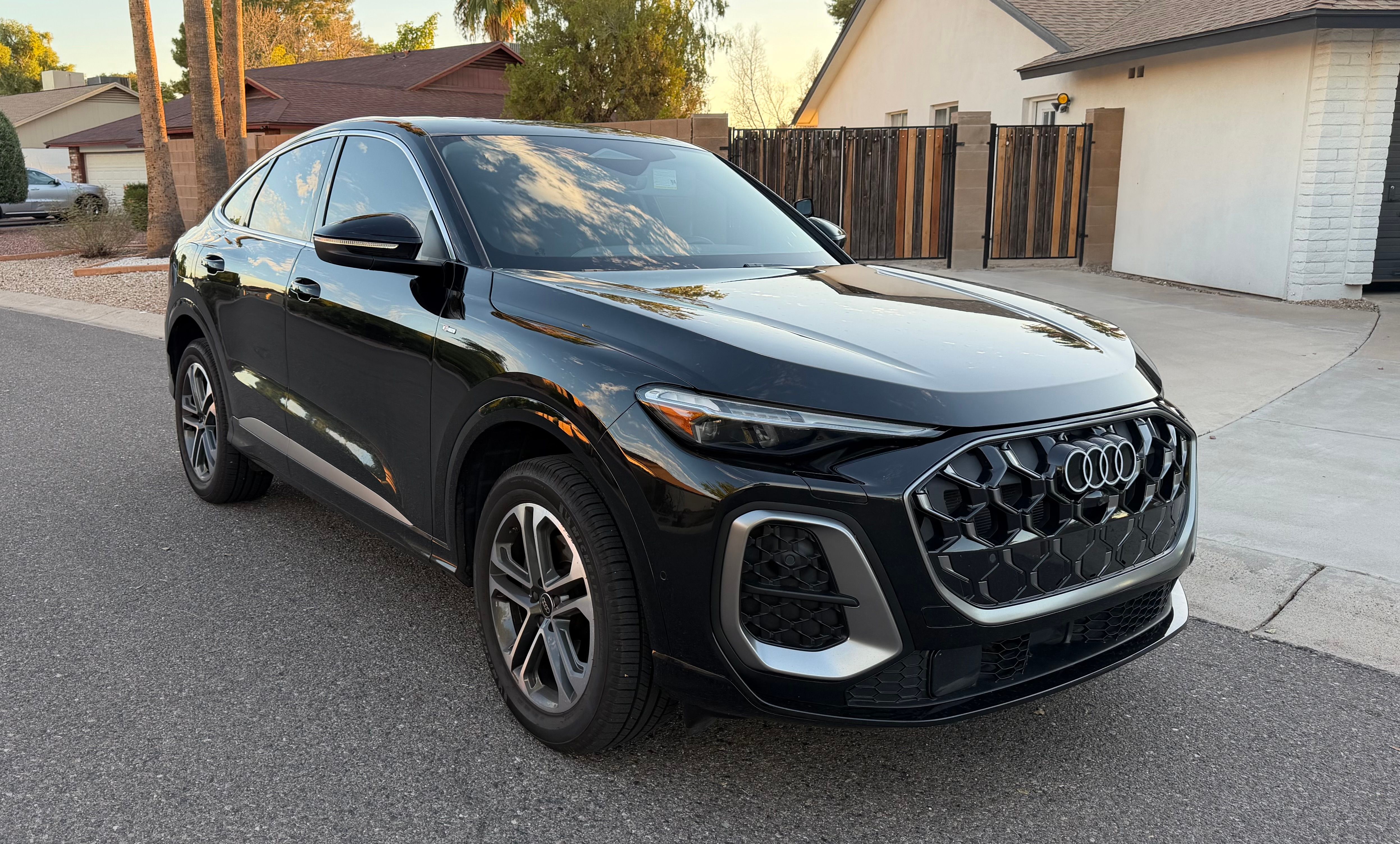 Used 2025 Audi Q5 Premium Plus AWD/4WD image 1