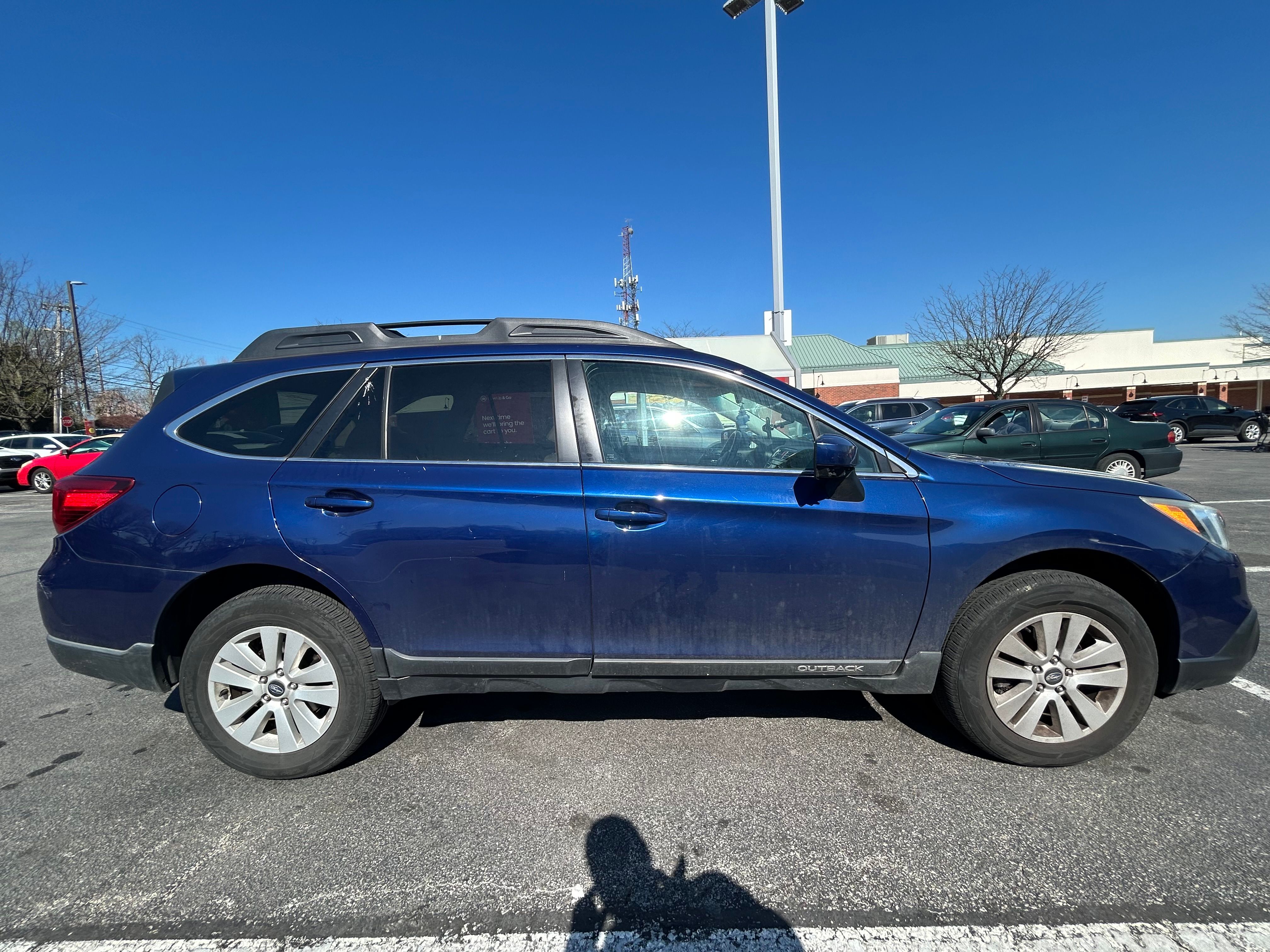 Used 2015 Subaru Outback 2.5i Premium AWD/4WD image 13