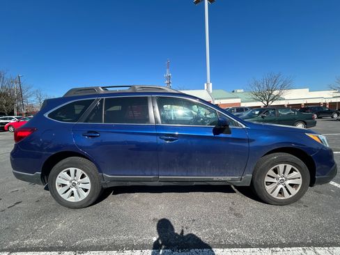 Used 2015 Subaru Outback 2.5i Premium image 13