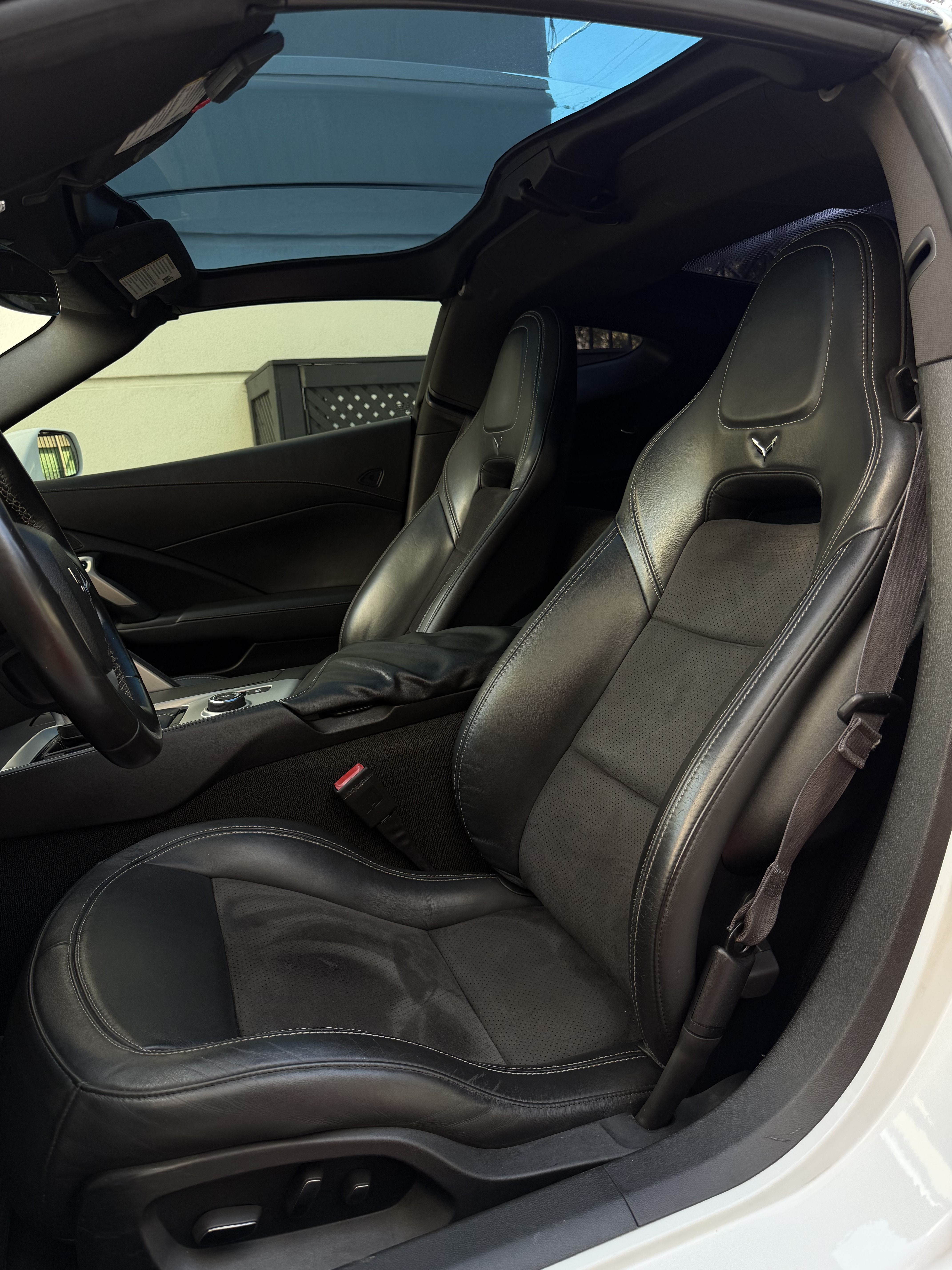 Used 2015 Chevrolet Corvette Stingray Coupe w/ 2LT Preferred Equipment Group RWD image 32