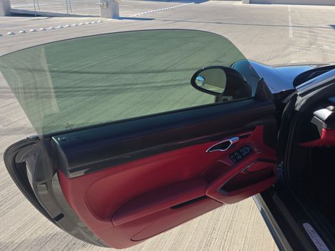 Used 2014 Porsche 911 Turbo S image 23