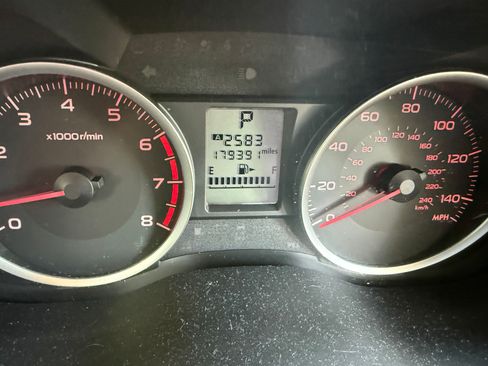 Used 2016 Subaru Forester 2.5i w/ Alloy Wheel Package AWD/4WD image 10