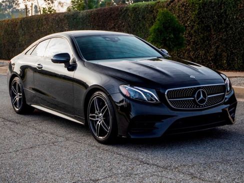 Used 2019 Mercedes-Benz E 450 4MATIC Coupe image 2