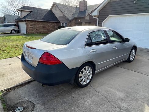 Used 2007 Honda Accord EX-L image 6
