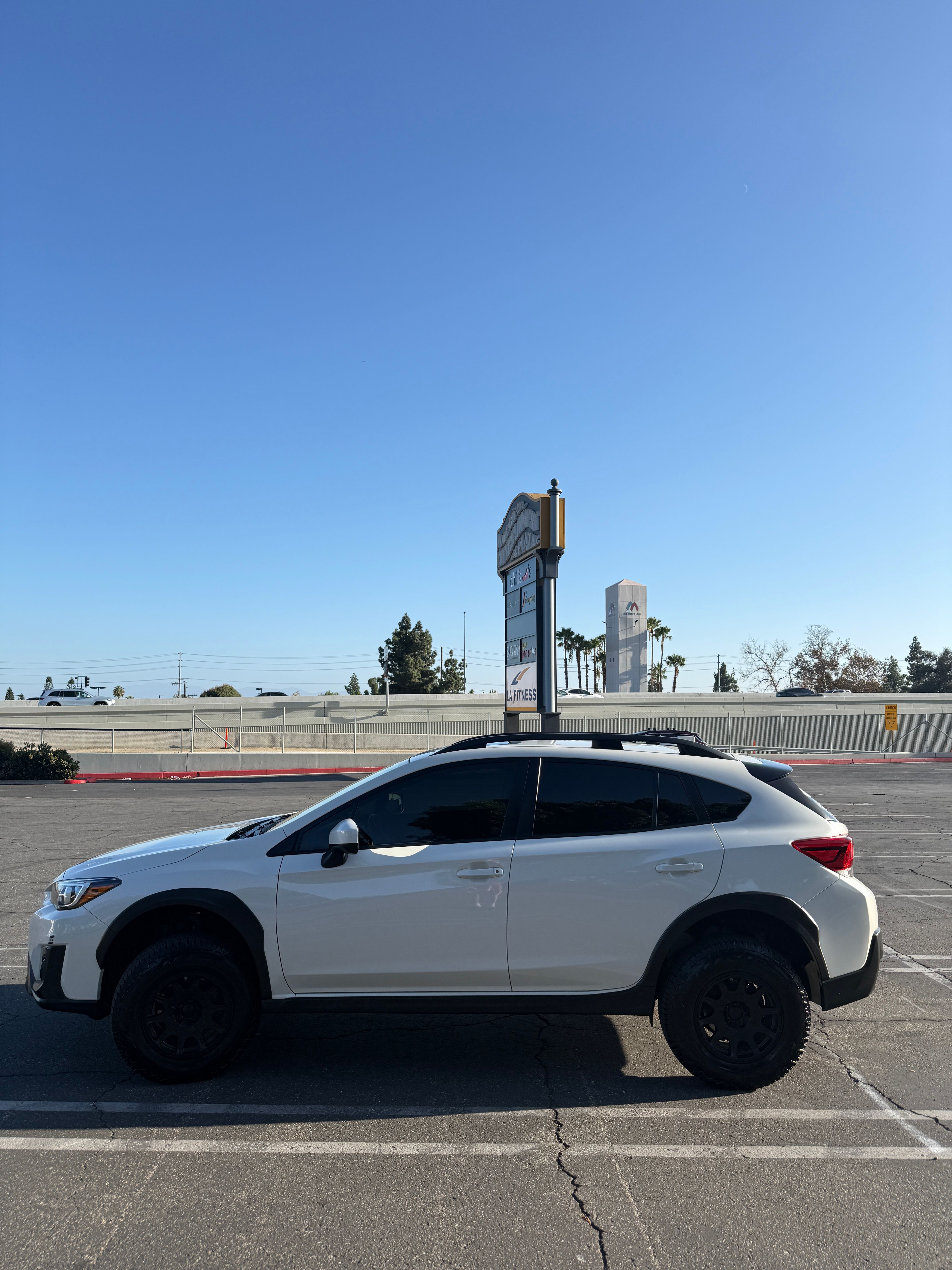 Used 2018 Subaru Crosstrek 2.0i Premium AWD/4WD image 6