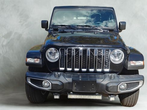 Used 2021 Jeep Gladiator Overland w/ Popular Equipment Package image 5