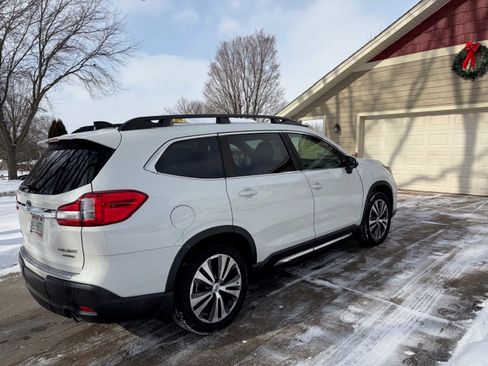 Used 2019 Subaru Ascent Limited w/ Popular Package #2 image 4