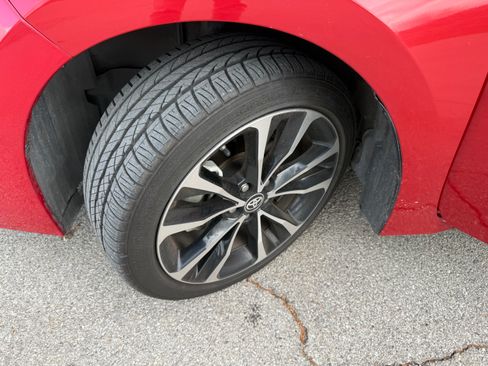 Used 2019 Toyota Corolla SE image 5