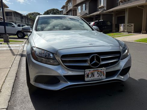 Used 2017 Mercedes-Benz C 300 Sedan image 2