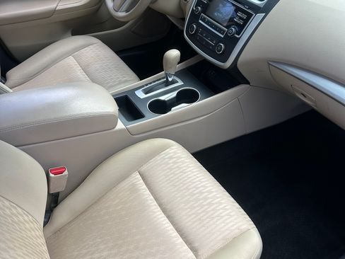 Used 2017 Nissan Altima 2.5 S w/ Power Driver Seat Package image 6