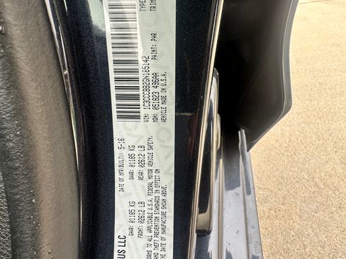 Used 2016 Chrysler 200 S w/ Navigation & Sound Group I image 23