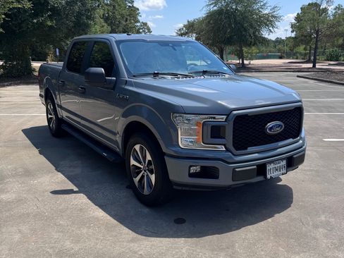 Used 2019 Ford F150 XL w/ Equipment Group 101A Mid RWD image 1