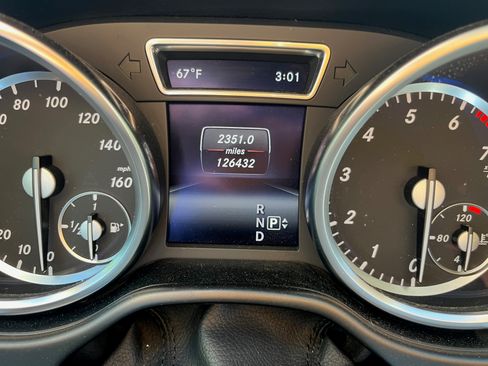 Used 2015 Mercedes-Benz ML 350 4MATIC image 9