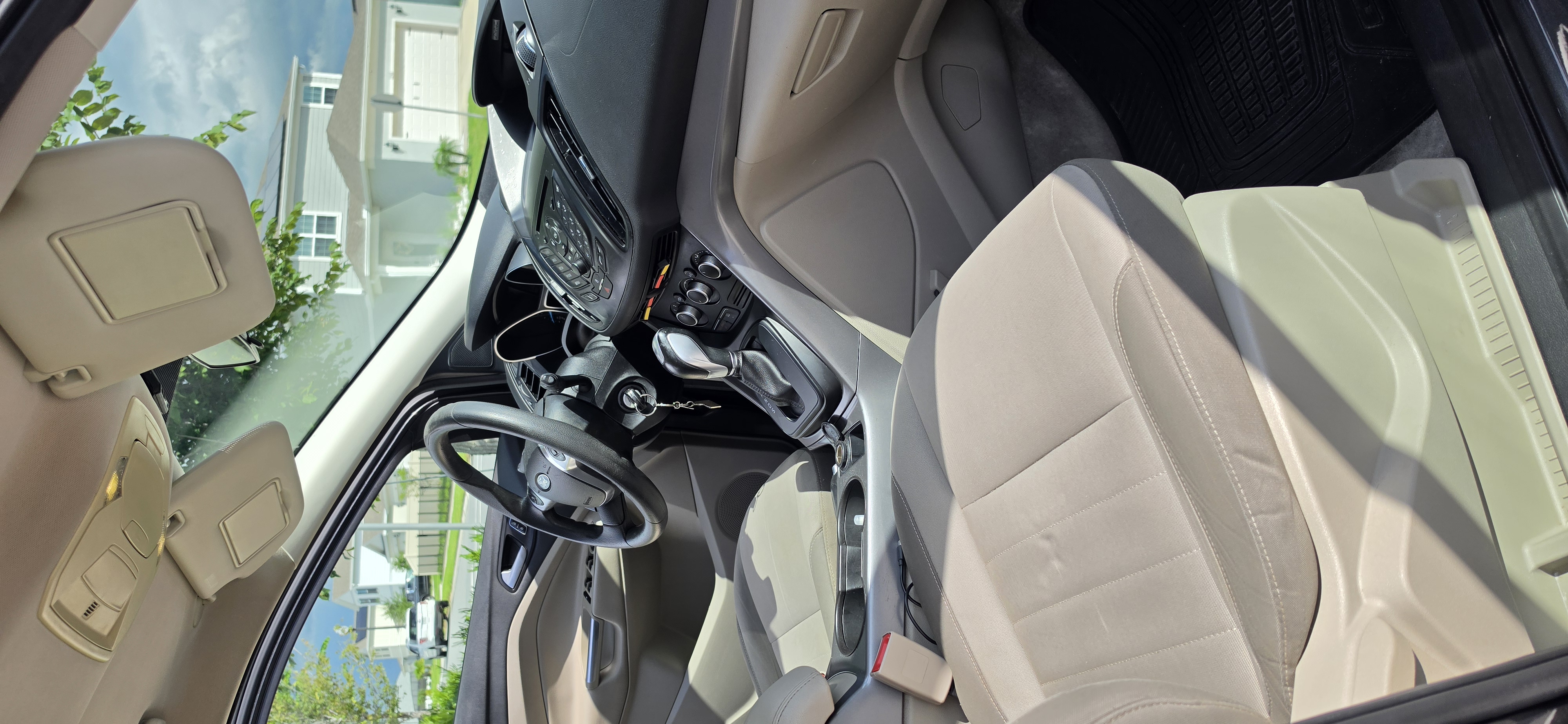 Used 2016 Ford Escape SE FWD image 11
