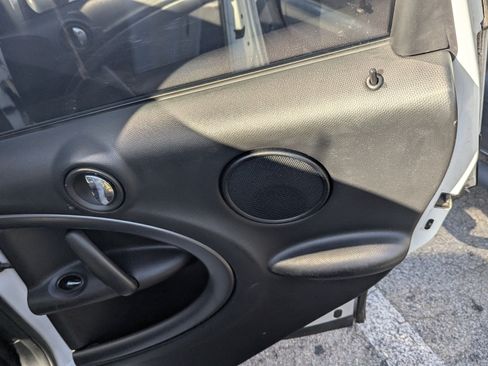 Used 2011 MINI Cooper Countryman S image 17