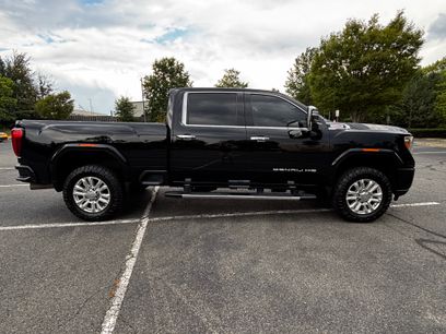 Used 2020 GMC Sierra 2500 Denali w/ Denali Ultimate Package