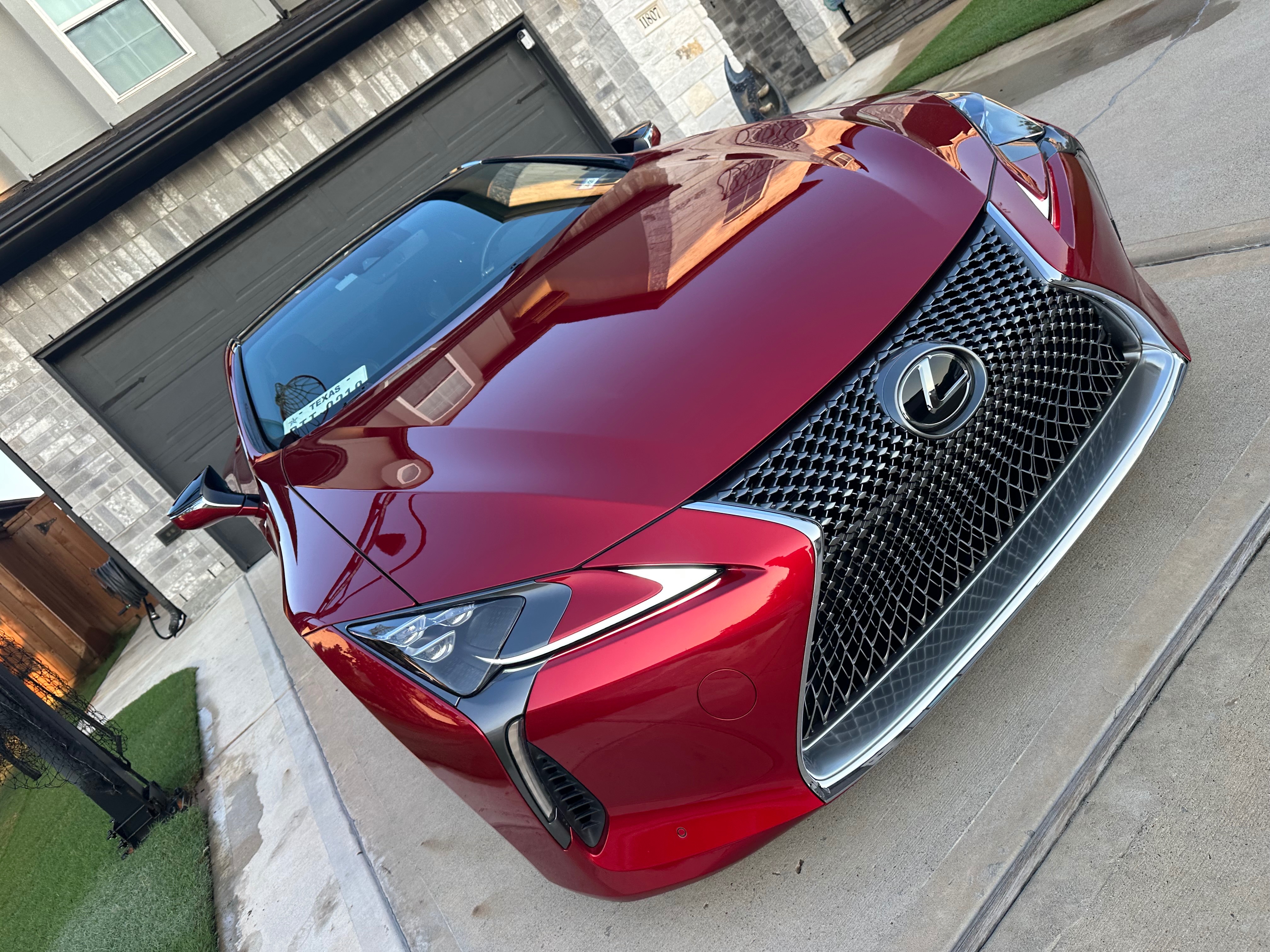 Used 2018 Lexus LC 500 Coupe RWD image 1