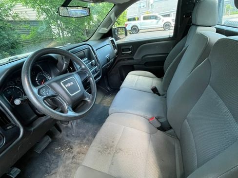 Used 2017 GMC Sierra 1500 2WD Regular Cab image 10