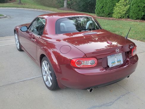 Used 2012 MAZDA MX-5 Miata Grand Touring w/ Premium Pkg RWD image 6