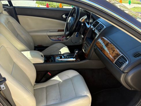 Used 2008 Jaguar XK Coupe image 8